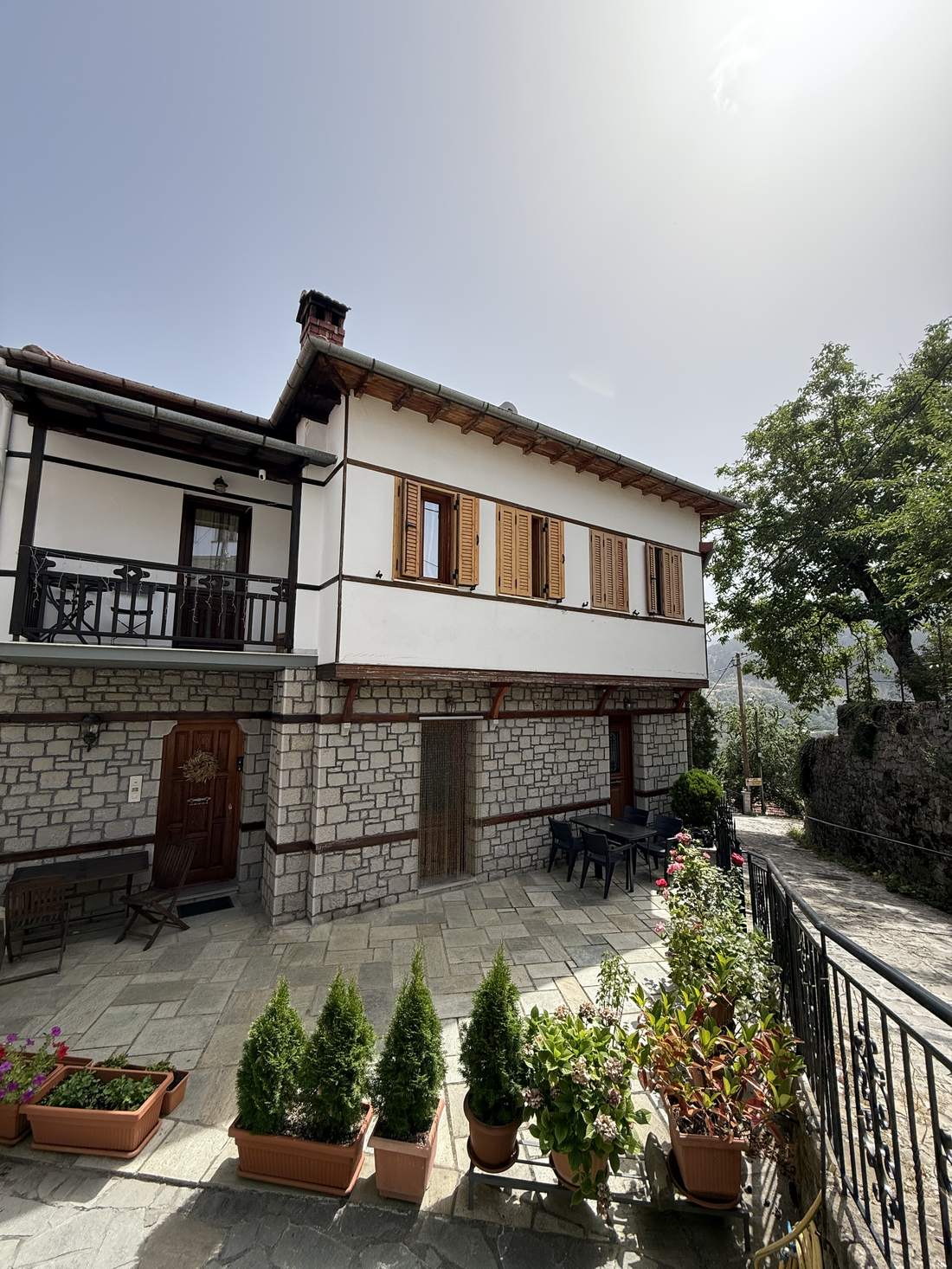 MetsoVillas courtyard